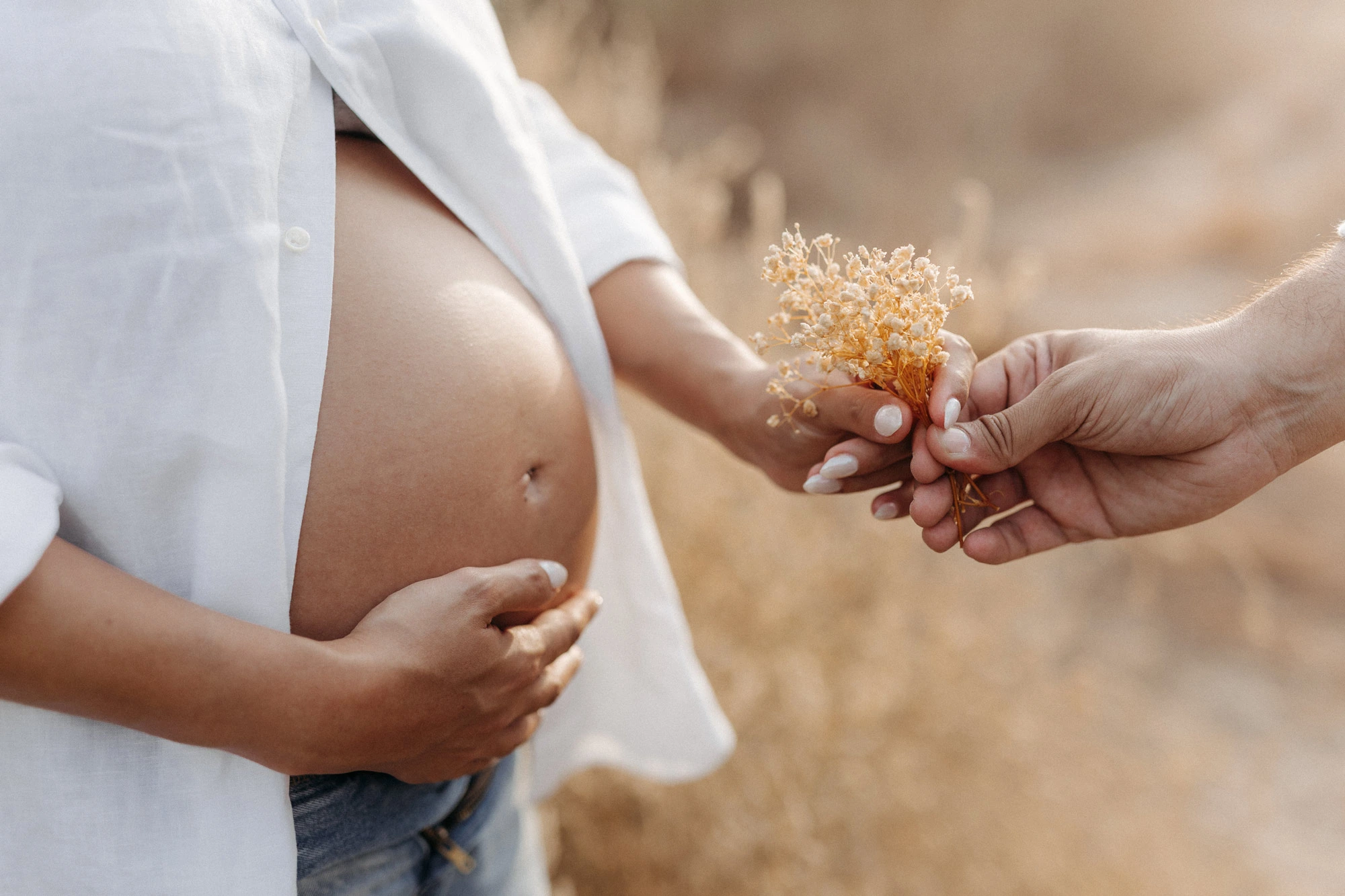 Dubai Family Photographer Greenery Detail Shot Greenery